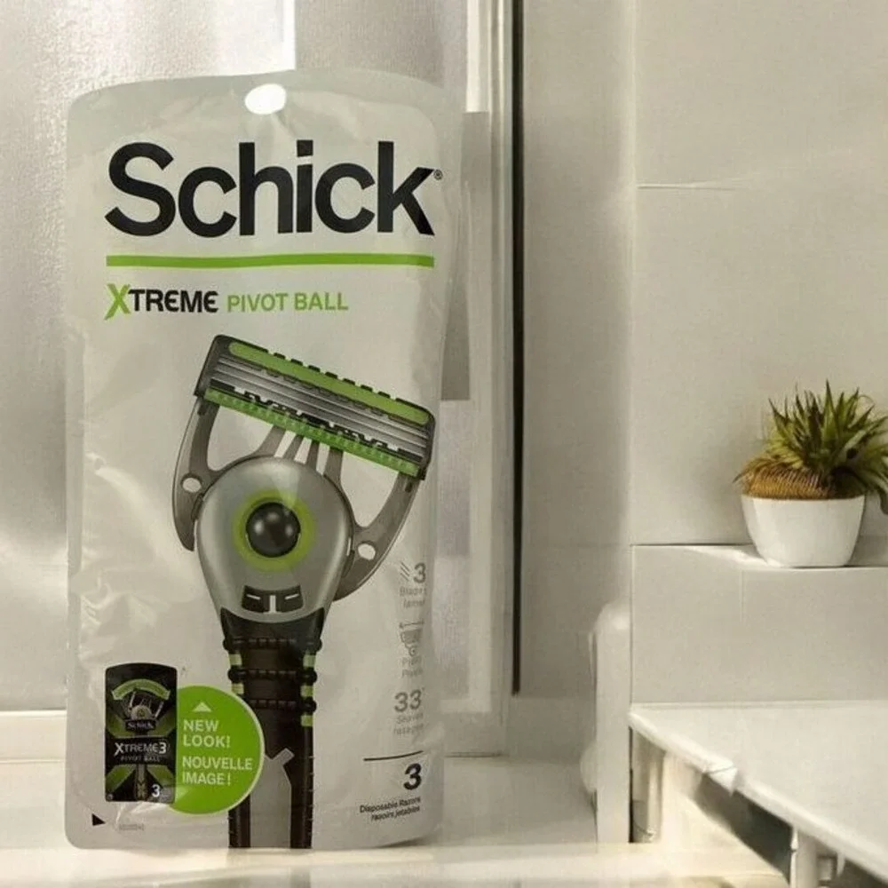 Schick Xtreme3 Pivot Ball Razor‎ Refills - Pack of 4 Sets (12 Cartridges Total)